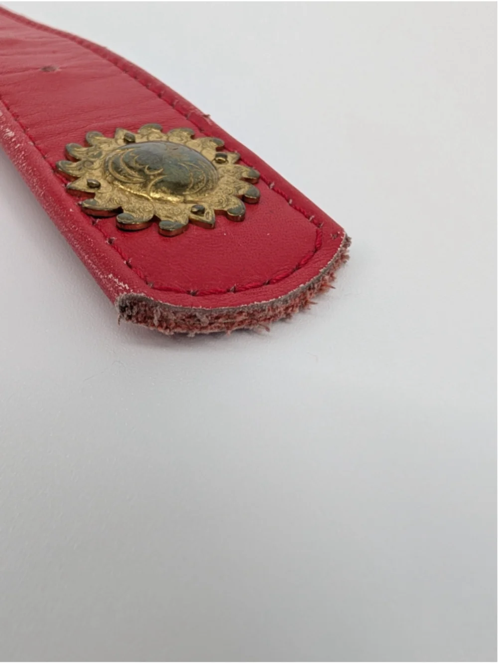 Vintage Red Gold Lion Medallion Studded Belt 90 Statement Baroque 29.5-33.5